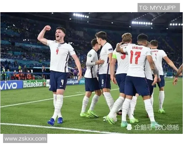 德国队在欧洲杯小组赛中遭遇挫折：重振雄风的挑战与机遇