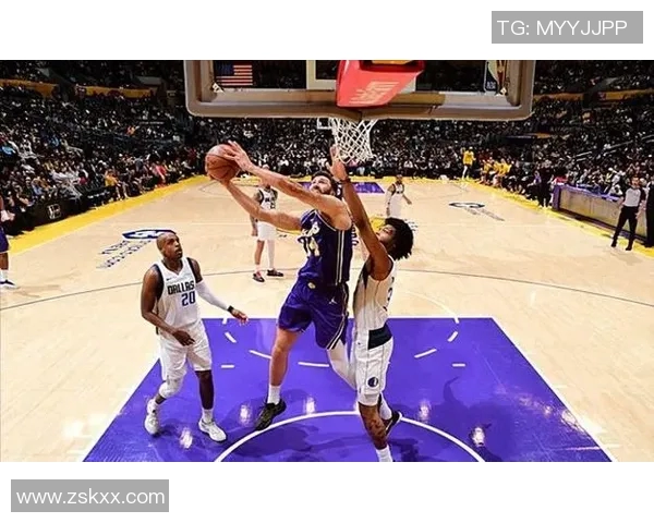 湖人队发挥失常，遭遇三连败——从巅峰到低谷的困境