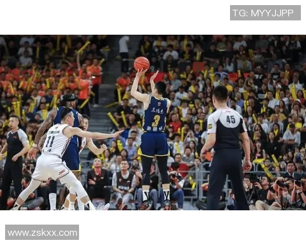 张镇麟扣篮成功率高达85展现超强弹跳与精准技巧