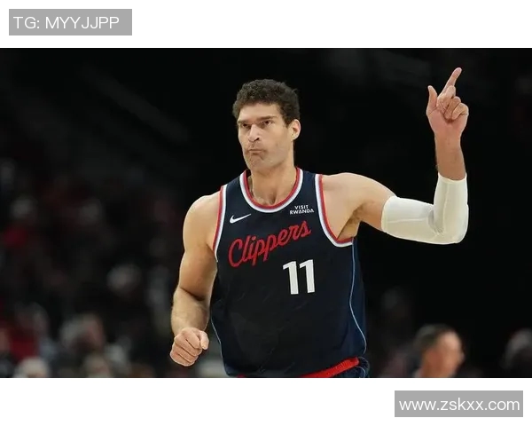 雄鹿再胜快船，豪取十二连胜：他们的强势崛起何以如此引人注目？