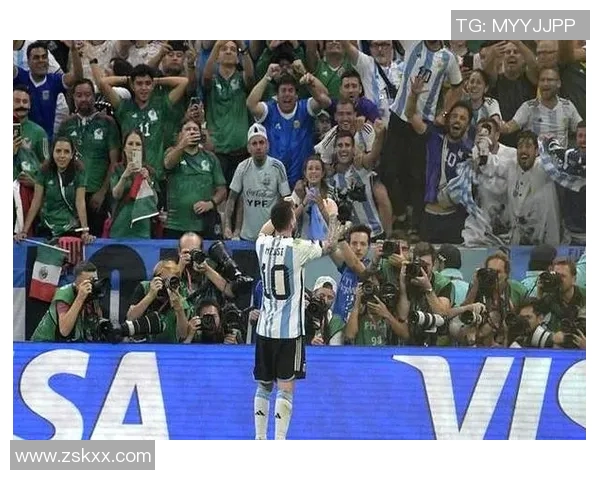 马拉多纳领衔那不勒斯夺冠壮举